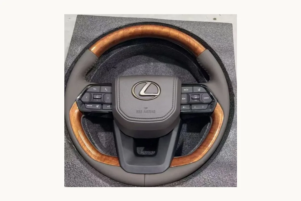 Lexus GS350 Wood Grain Carbon Fiber Wheel